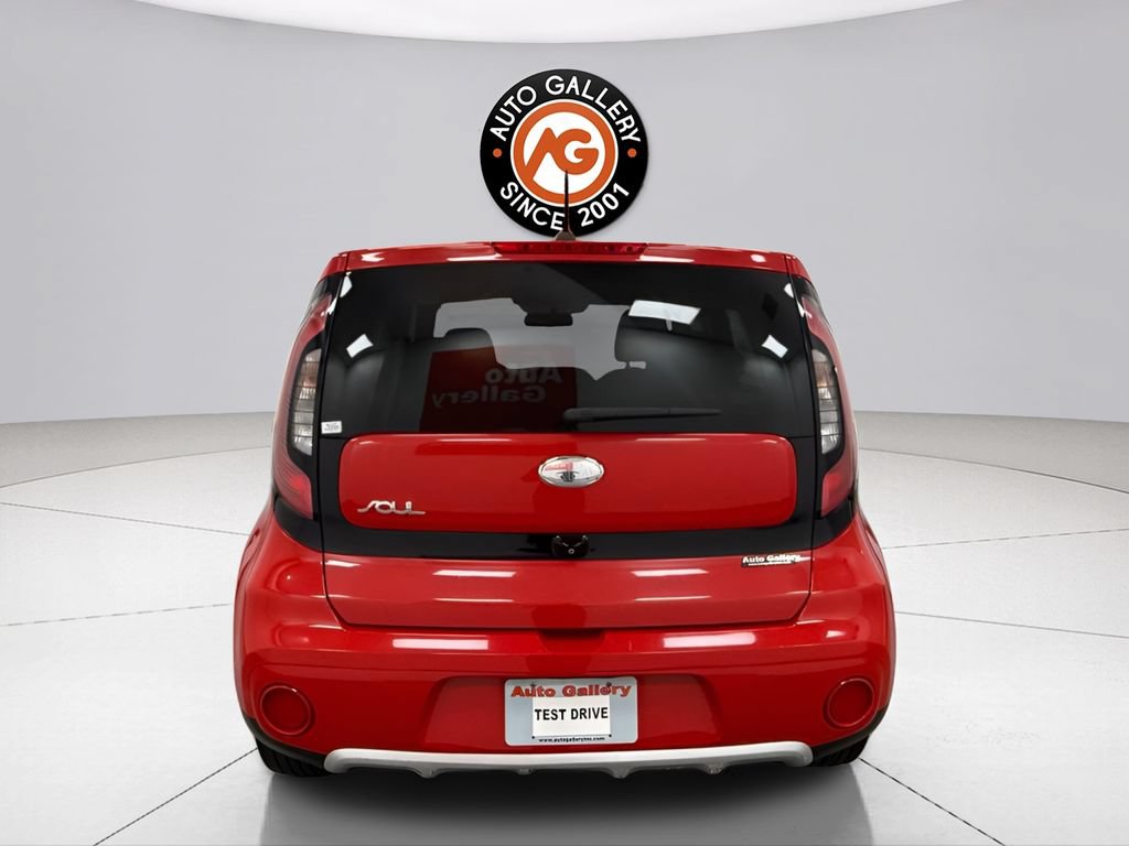 Used 2017 Kia Soul + FWD image 5