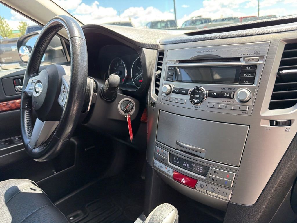 Used 2011 Subaru Outback 2.5i Limited AWD/4WD image 41