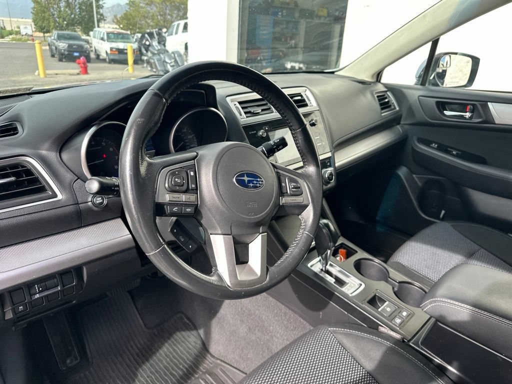 Used 2017 Subaru Outback 2.5i Premium AWD/4WD image 11