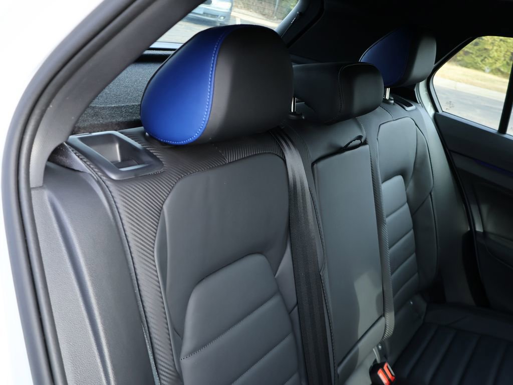 Certified 2024 Volkswagen Golf R image 15