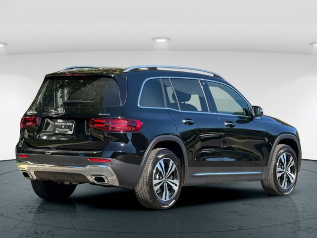 Used 2025 Mercedes-Benz GLB 250 4MATIC image 7