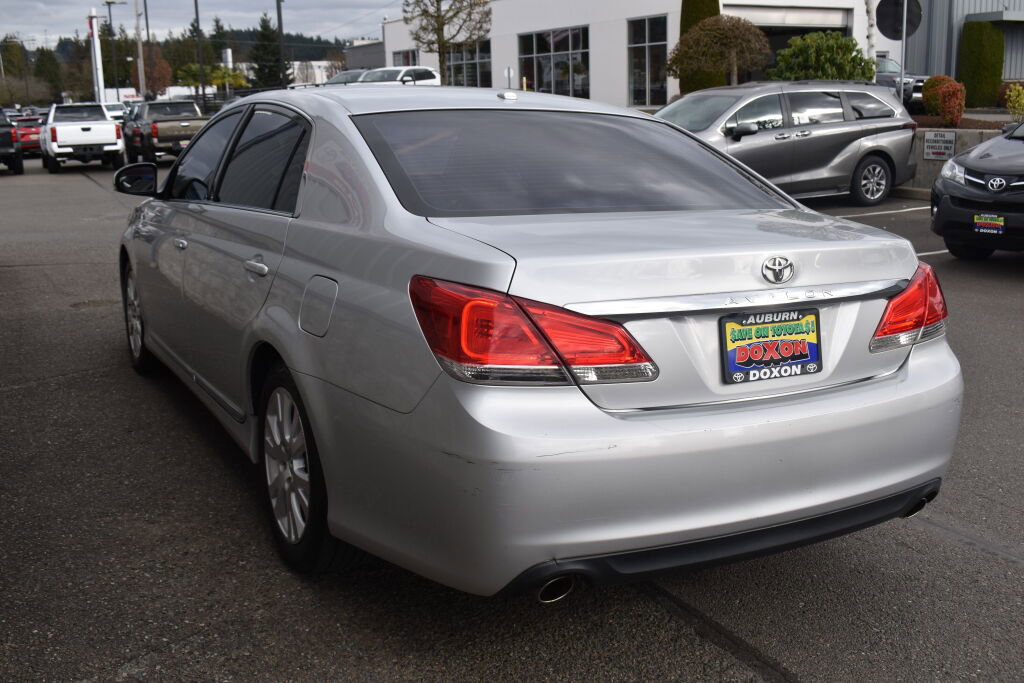 Used 2011 Toyota Avalon image 6