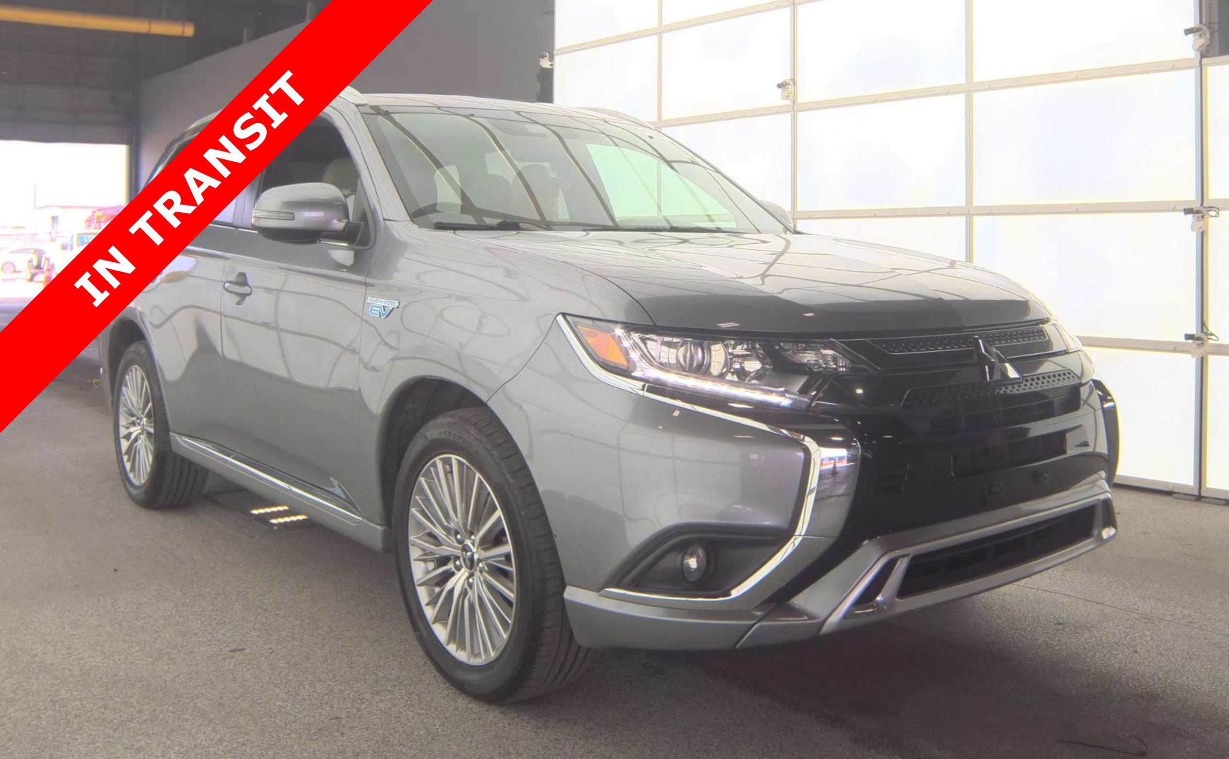 Used 2022 Mitsubishi Outlander LE AWD/4WD image 3