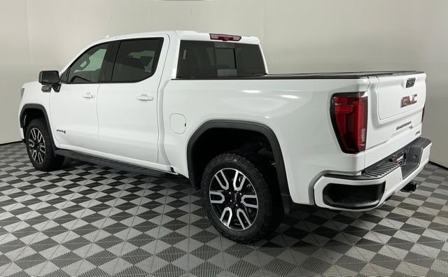Used 2023 GMC Sierra 1500 AT4 w/ AT4 Premium Package AWD/4WD image 5