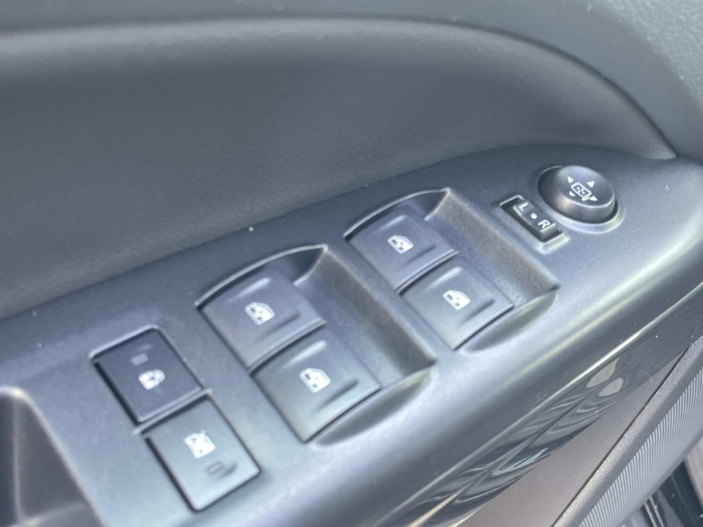 Used 2022 GMC Canyon AT4 AWD/4WD image 15