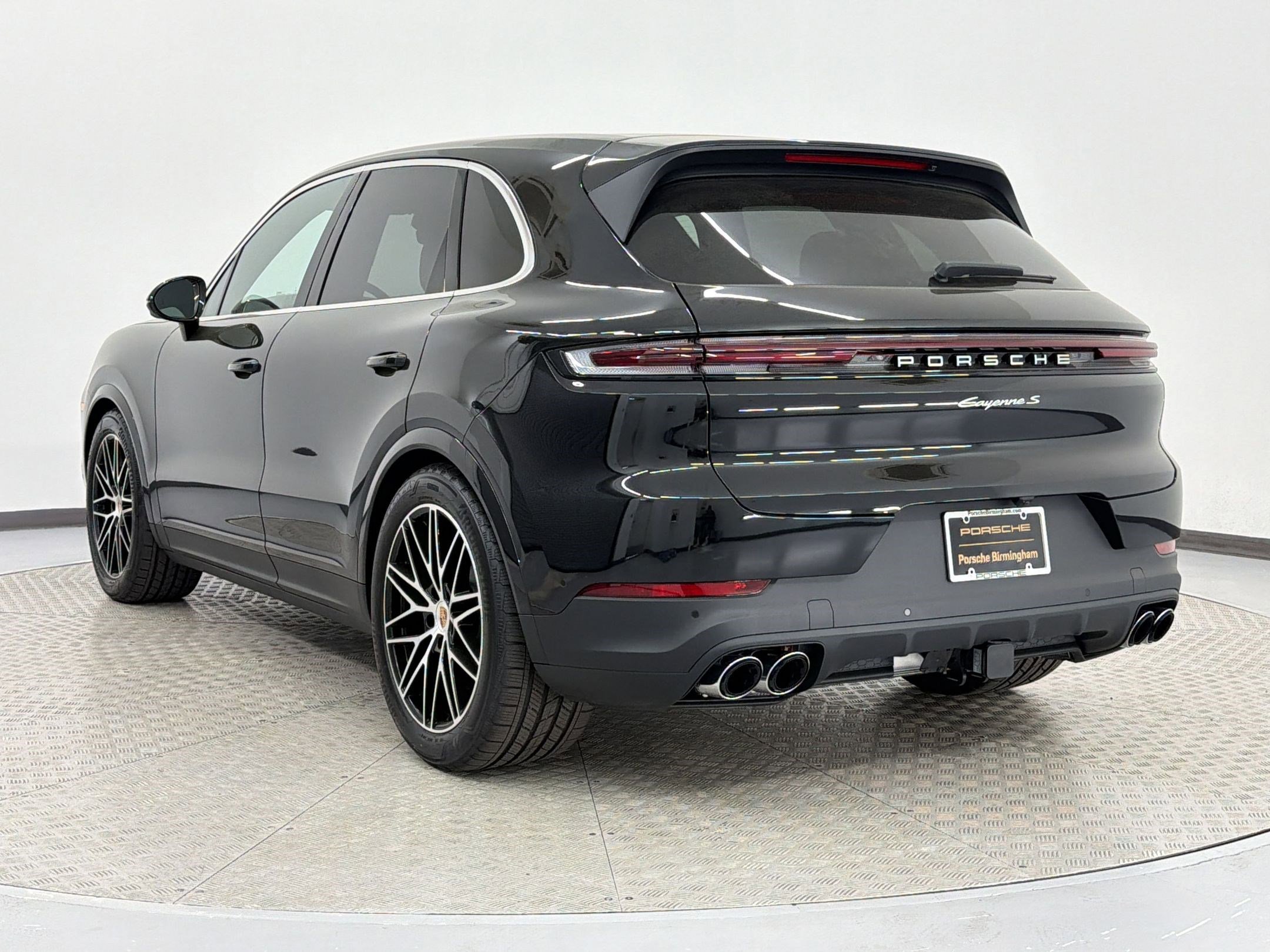 New 2026 Porsche Cayenne S AWD/4WD image 3
