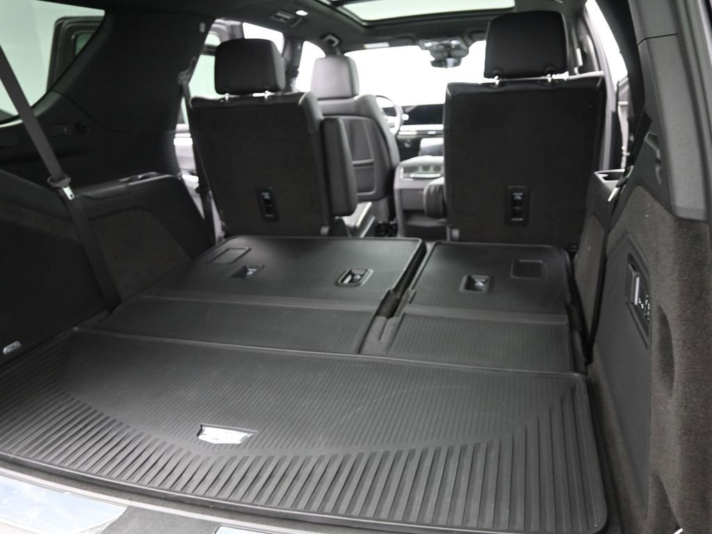 New 2025 Cadillac Escalade Premium Luxury w/ Touring Package image 19