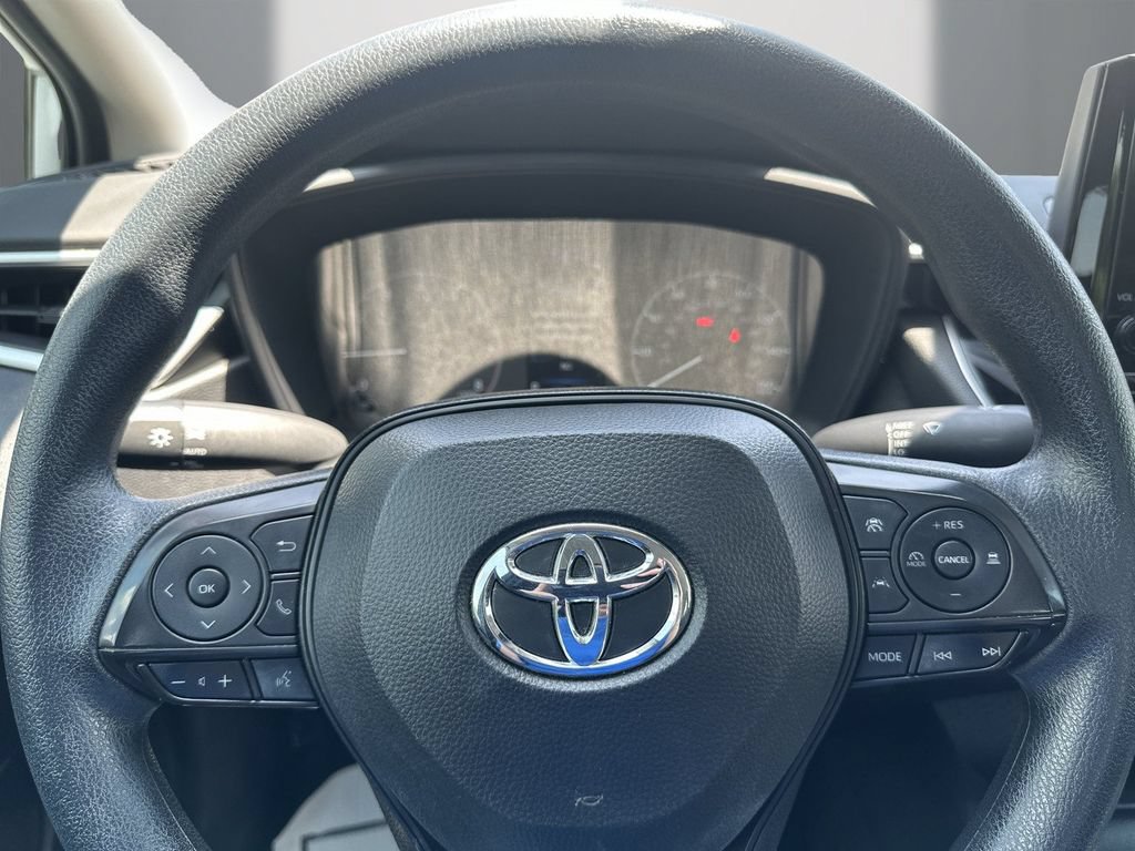 Used 2024 Toyota Corolla LE FWD image 19