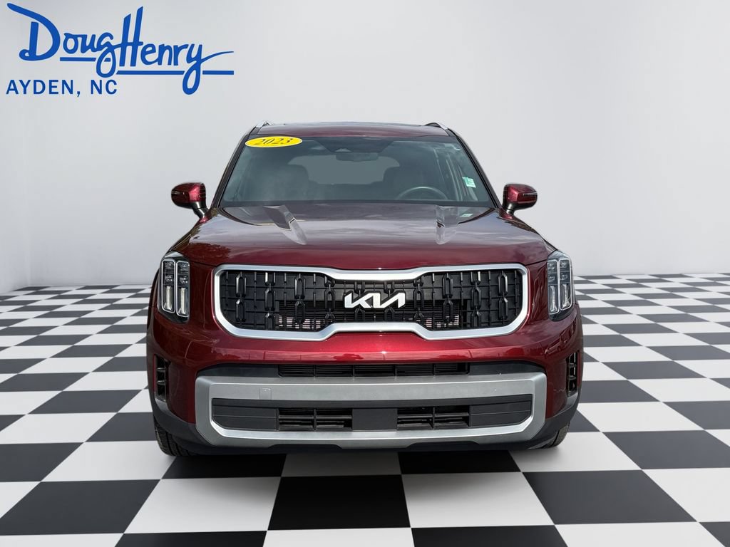 Used 2023 Kia Telluride EX w/ EX Captain's Chair Package FWD image 8