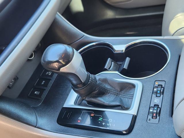 Used 2015 Toyota Highlander Limited AWD/4WD image 19