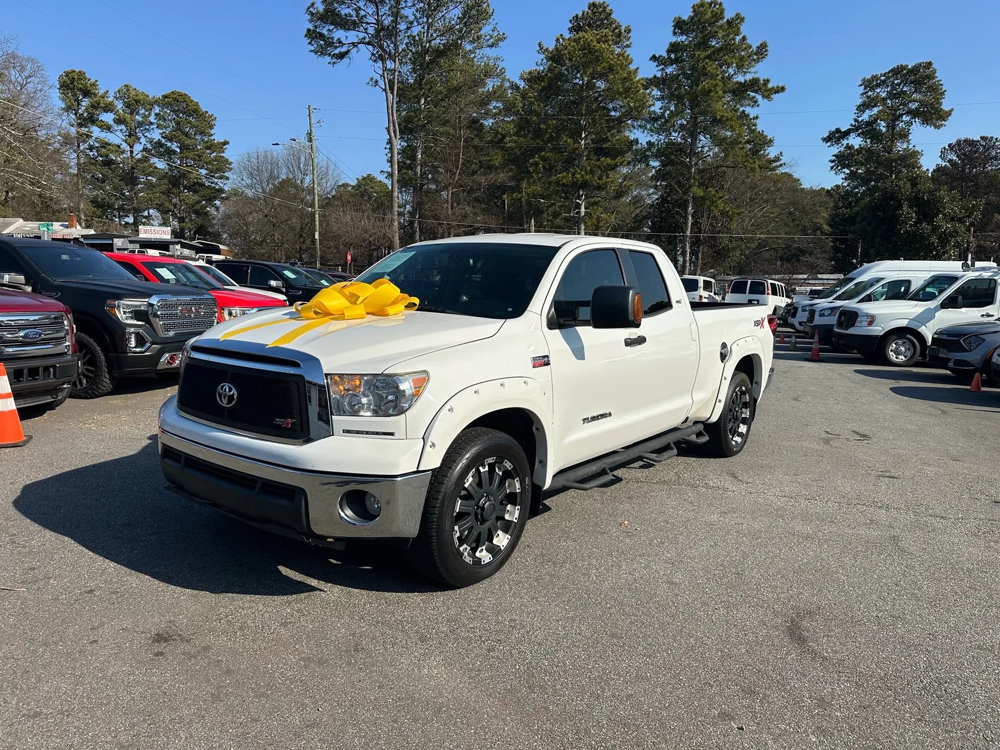 Used 2012 Toyota Tundra 2WD Double Cab w/ SR5 Pkg image 1