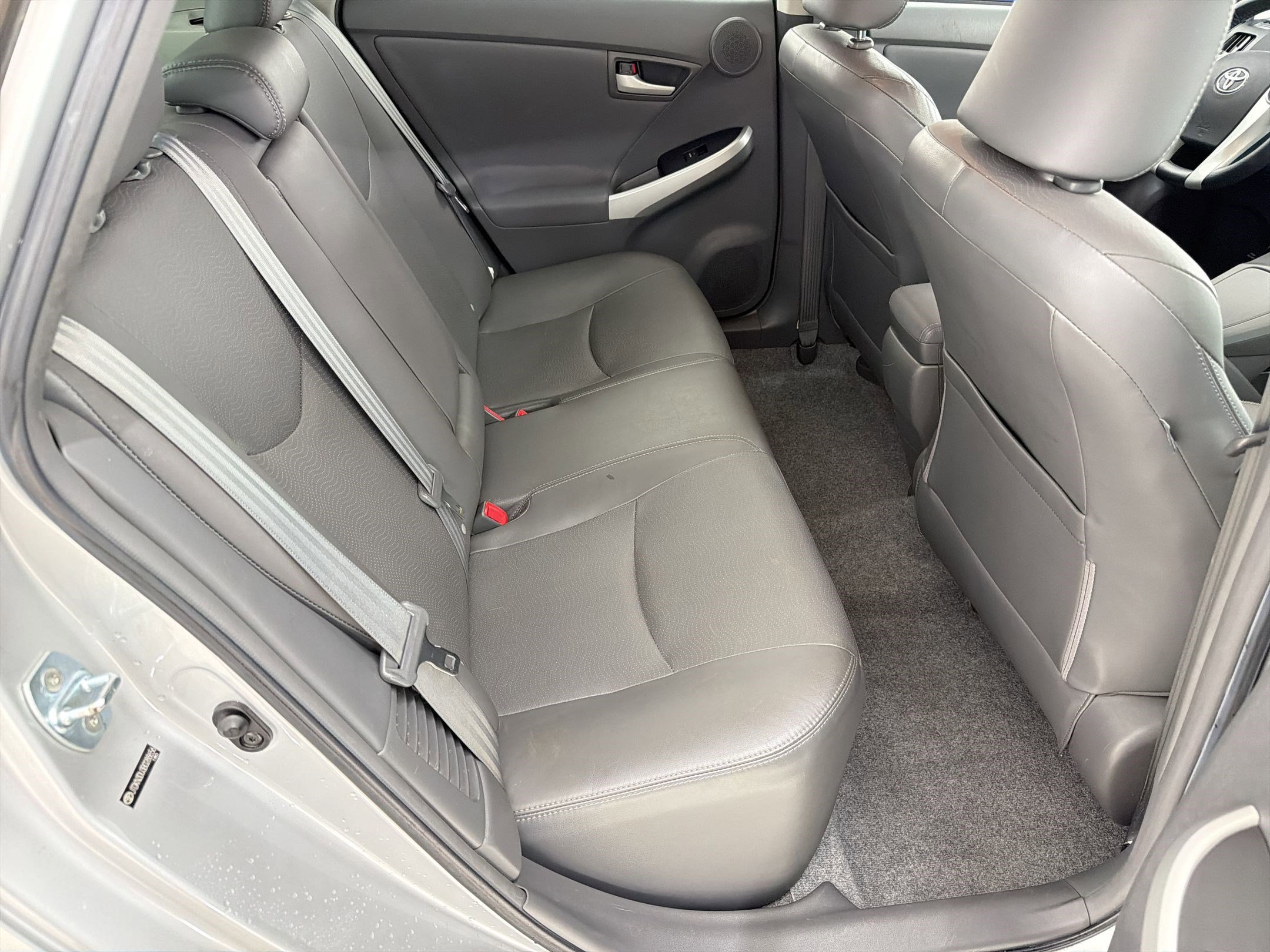 Used 2011 Toyota Prius Four w/ Solar Roof Pkg image 27