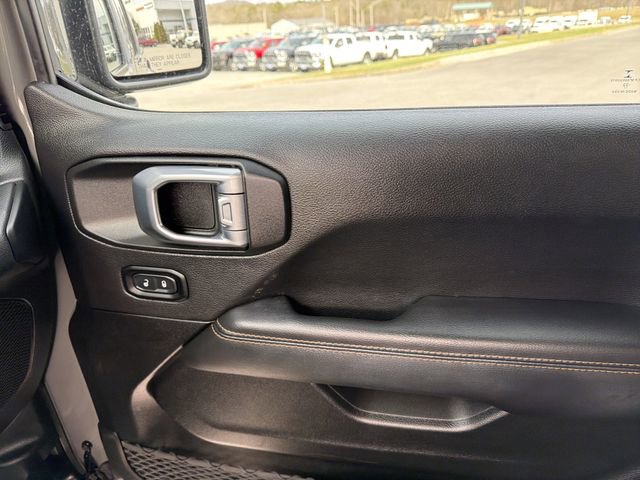 Used 2022 Jeep Gladiator Overland image 26