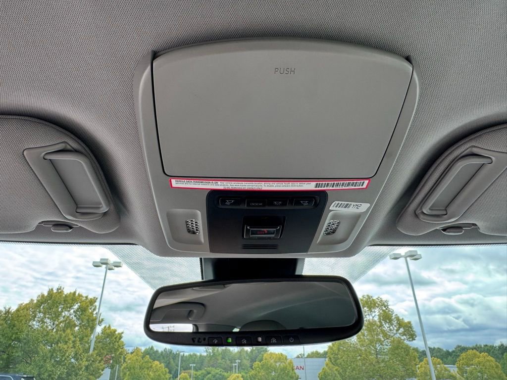 Used 2023 Toyota Camry XSE image 34