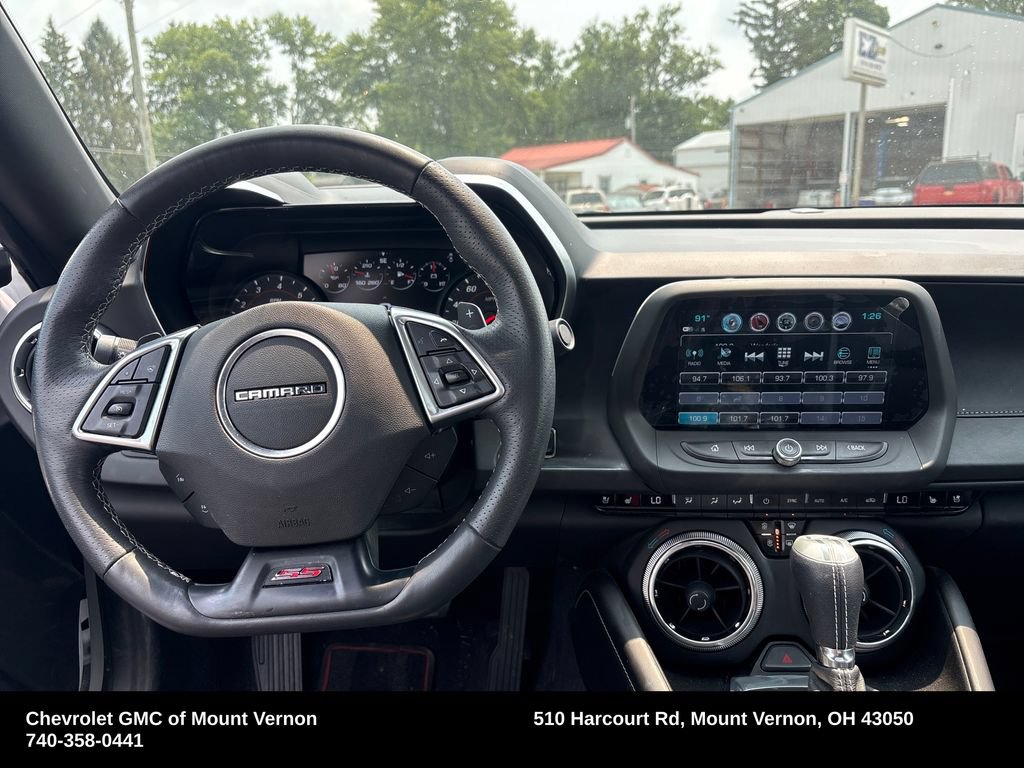 Used 2018 Chevrolet Camaro SS w/ Redline Edition RWD image 15