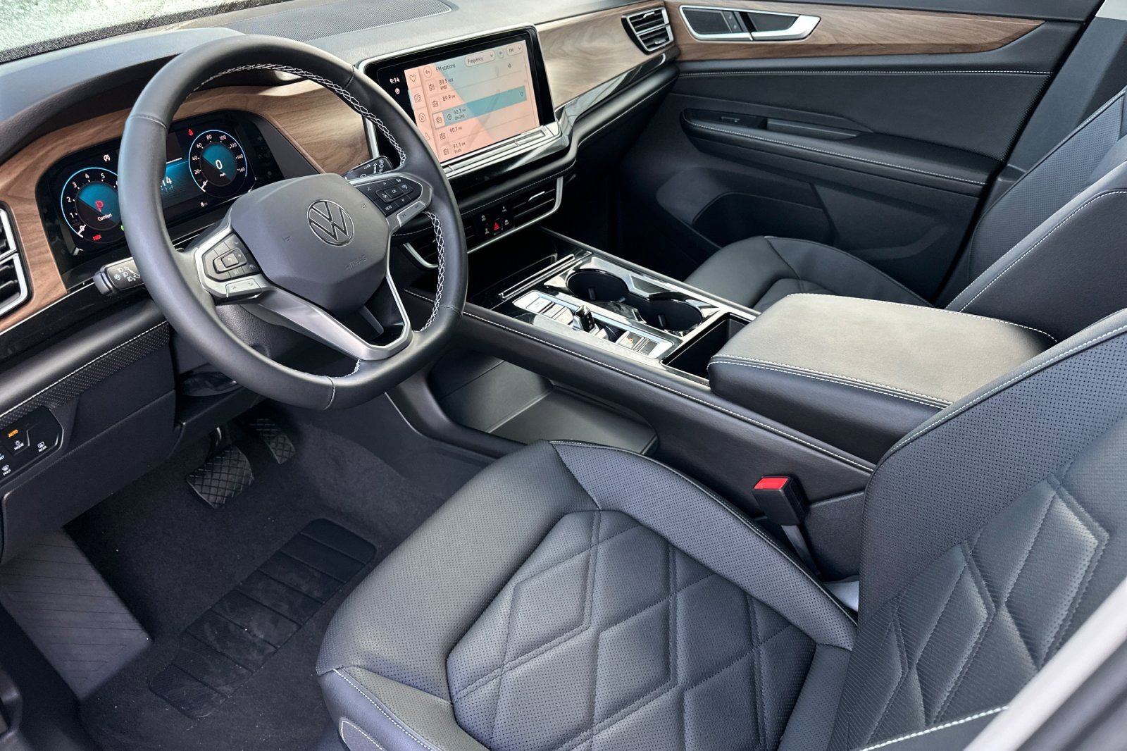 New 2026 Volkswagen Atlas SE image 8