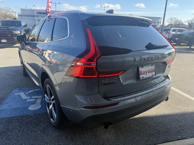 Used 2018 Volvo XC60 T6 Momentum w/ Convenience Package image 12