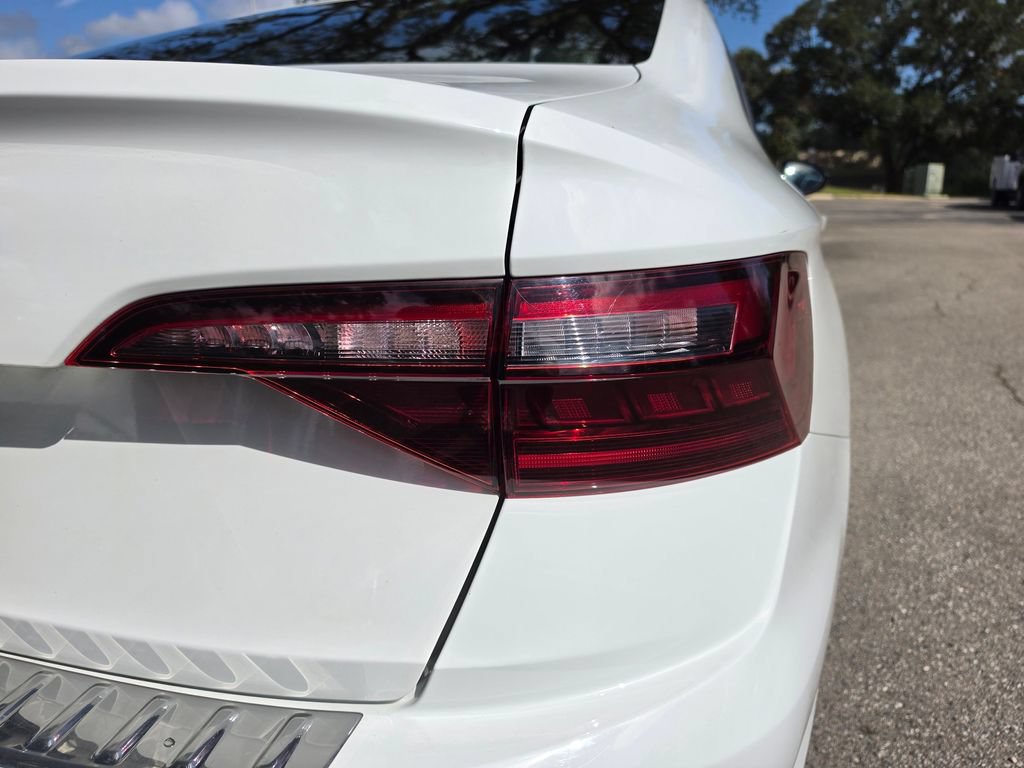 Used 2021 Volkswagen Jetta R-Line w/ R-Line Cold Weather Package FWD image 12