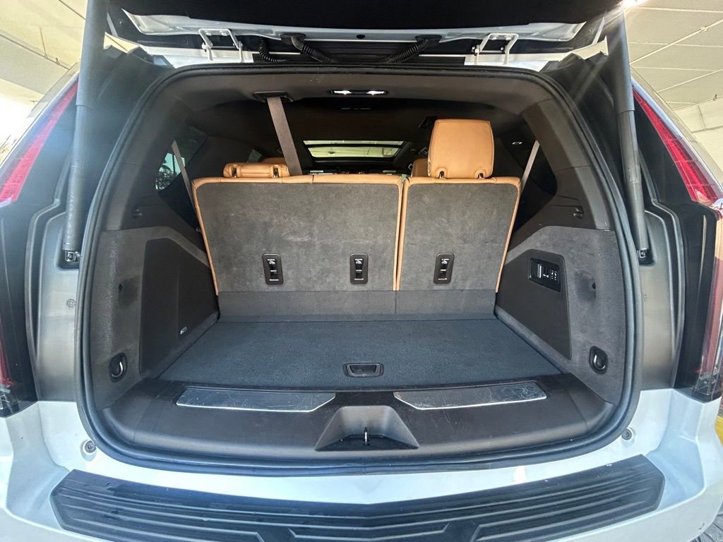Used 2022 Cadillac Escalade Sport image 35