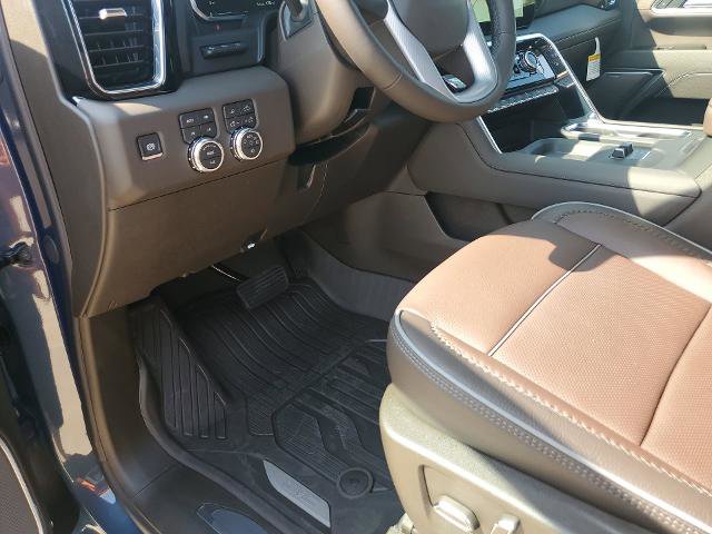 New 2026 GMC Sierra 3500 Denali w/ Denali Reserve Package image 26