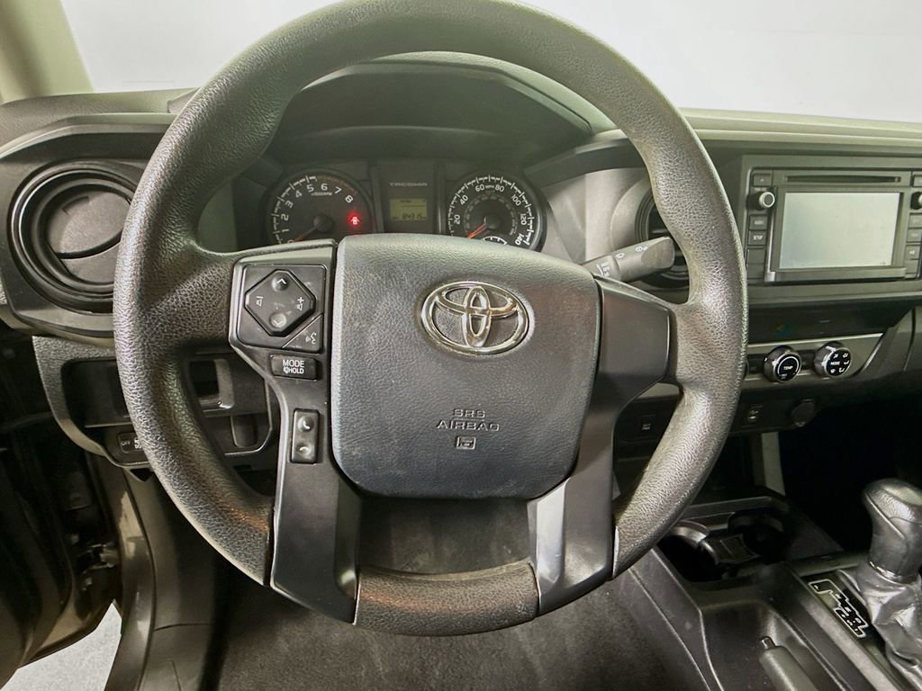 Used 2017 Toyota Tacoma SR RWD image 12