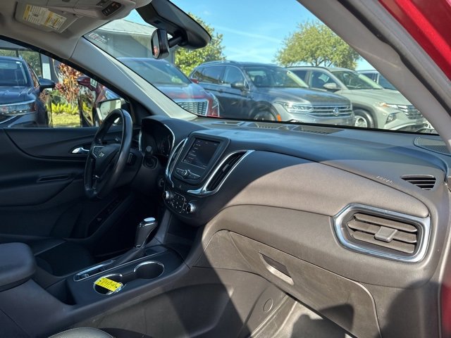 Used 2020 Chevrolet Equinox LT w/ Sport Edition image 10
