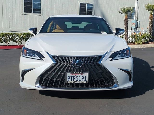 Used 2025 Lexus ES 350 w/ Premium Package image 2