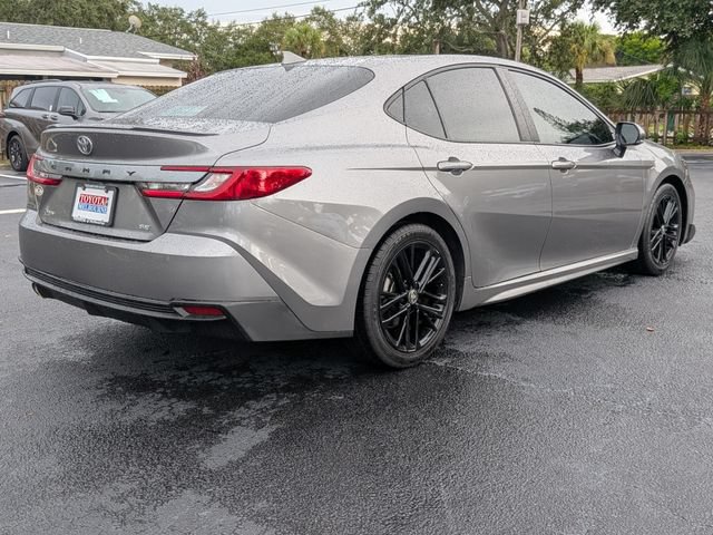 Used 2025 Toyota Camry SE w/ Multimedia Upgrade Package FWD image 3