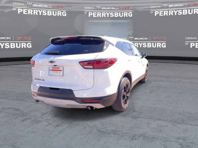 Used 2024 Chevrolet Blazer LT w/ Midnight/Sport Edition AWD/4WD image 7