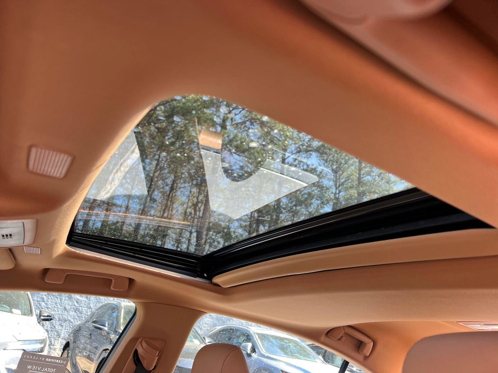 Certified 2025 Lexus ES 350 w/ Premium Package image 19