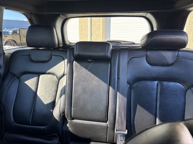 Used 2024 Jeep Grand Cherokee Limited AWD/4WD image 36