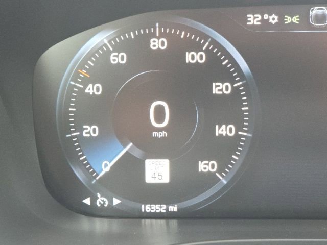 Used 2021 Volvo XC60 T5 Inscription image 54