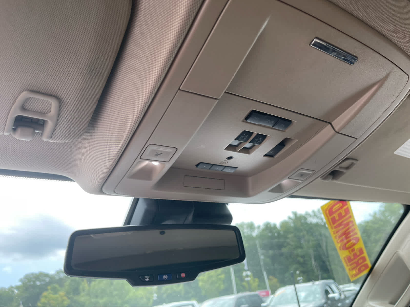 Used 2019 GMC Sierra 2500 Denali w/ Duramax Plus Package AWD/4WD image 18