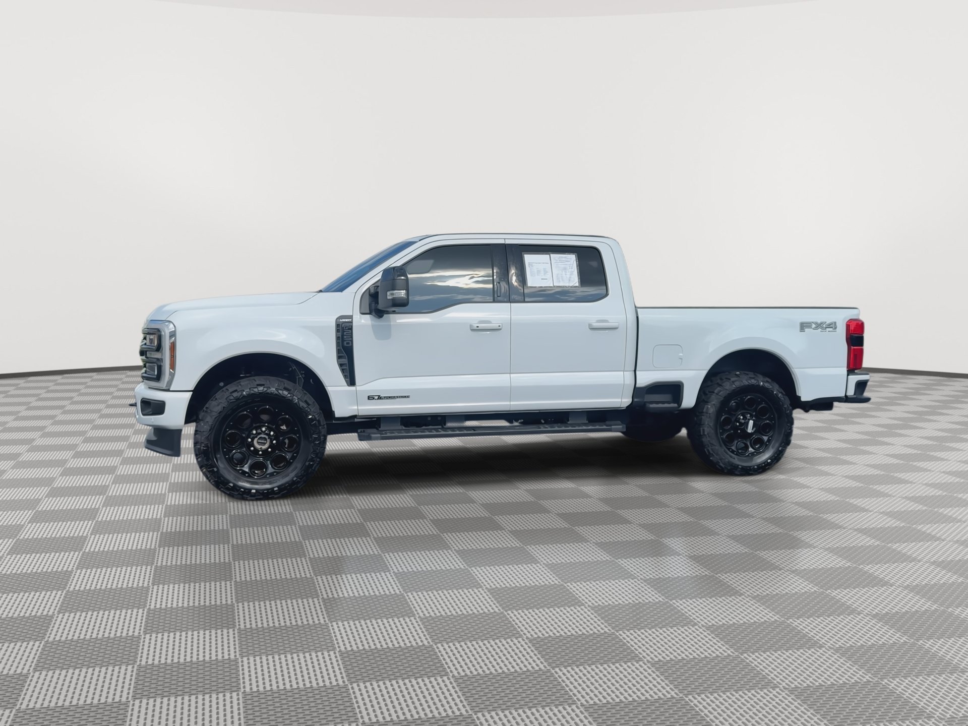 Used 2024 Ford F250 Lariat w/ Lariat Ultimate Package AWD/4WD image 5