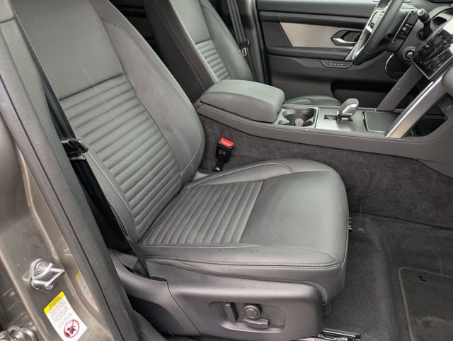 Used 2024 Land Rover Discovery Sport Dynamic SE image 40