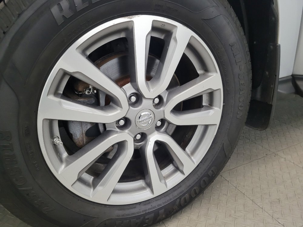 Used 2016 Nissan Pathfinder S AWD/4WD image 31