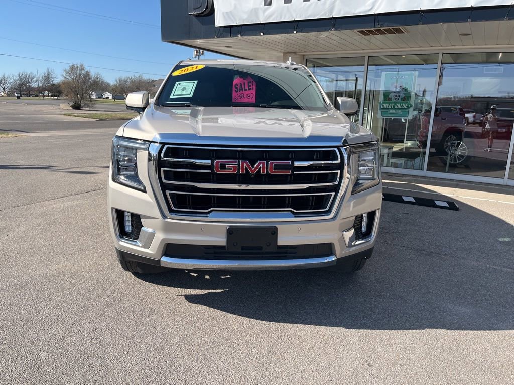 Used 2021 GMC Yukon SLT w/ SLT Luxury Plus Package video 2
