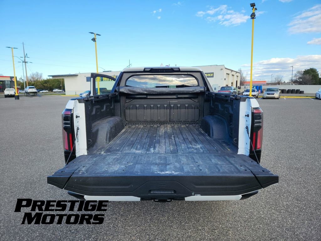 Used 2025 GMC Sierra EV Denali image 15