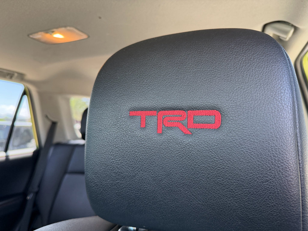 Used 2023 Toyota 4Runner TRD Off-Road Premium w/ Moonroof Package AWD/4WD image 27