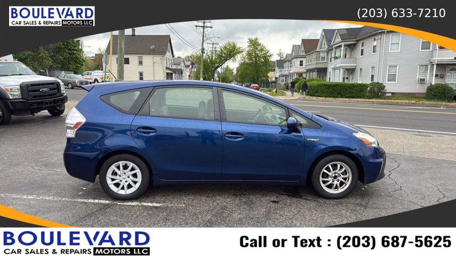 Used 2014 Toyota Prius V Three FWD image 8