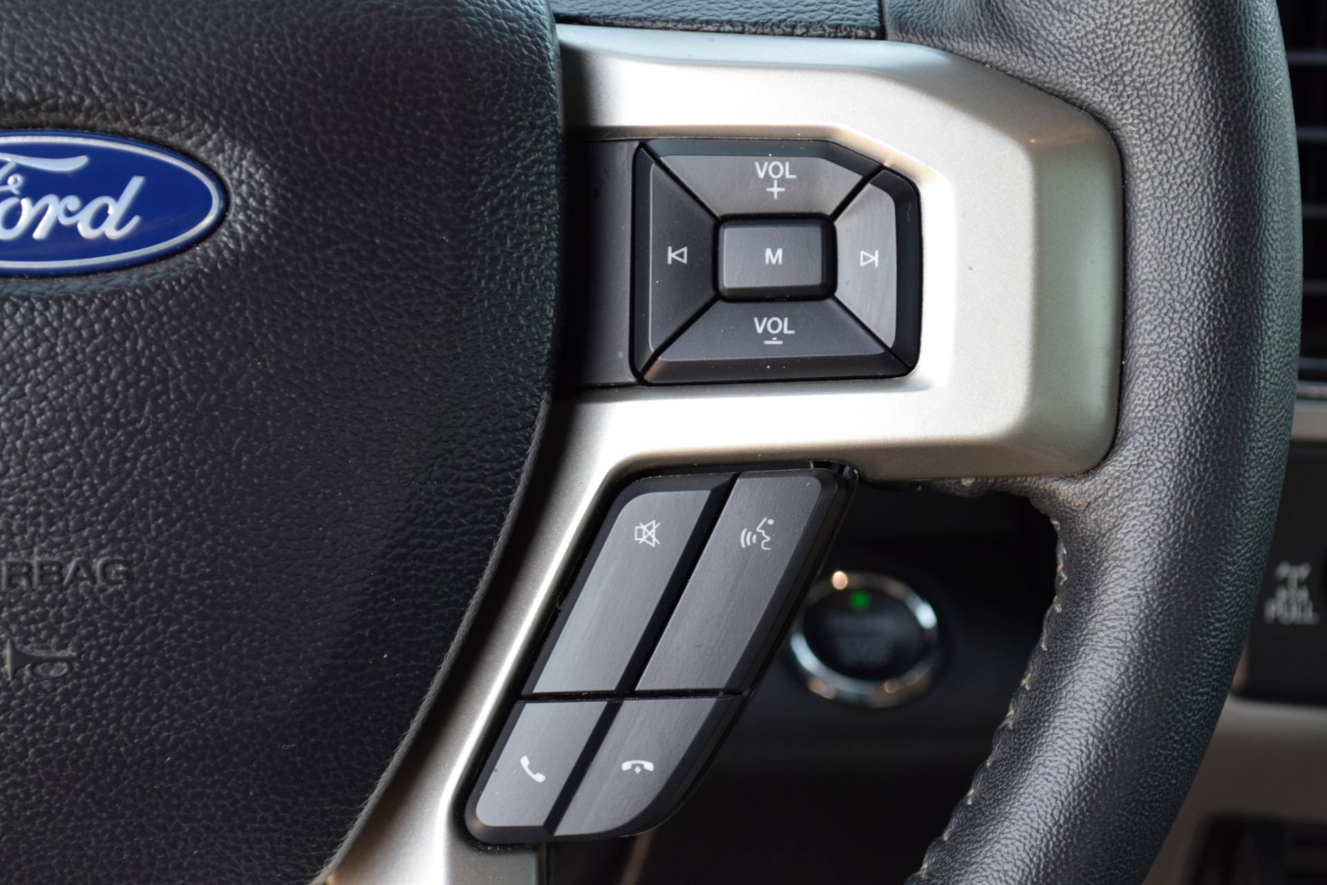 Used 2020 Ford F250 Lariat w/ Lariat Ultimate Package AWD/4WD image 7