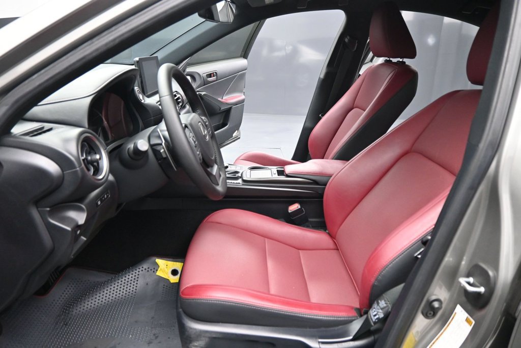 Used 2021 Lexus IS 300 w/ Accessory Package RWD image 9