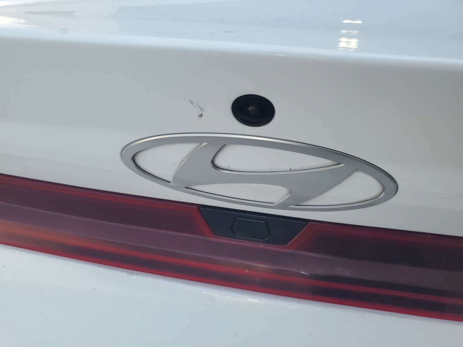 Used 2025 Hyundai Elantra SEL FWD image 10