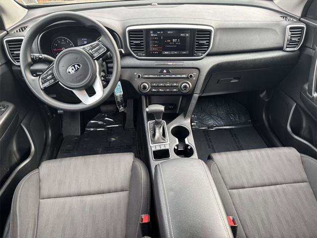 Used 2020 Kia Sportage LX image 12