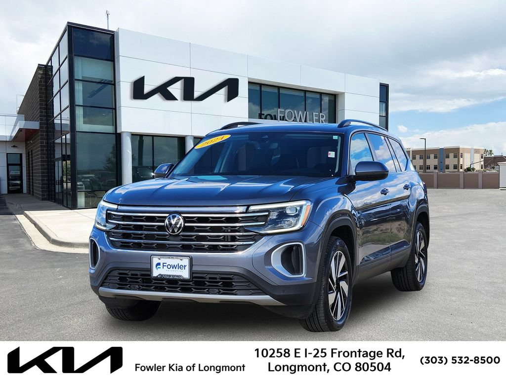 Used 2024 Volkswagen Atlas SE AWD/4WD image 1