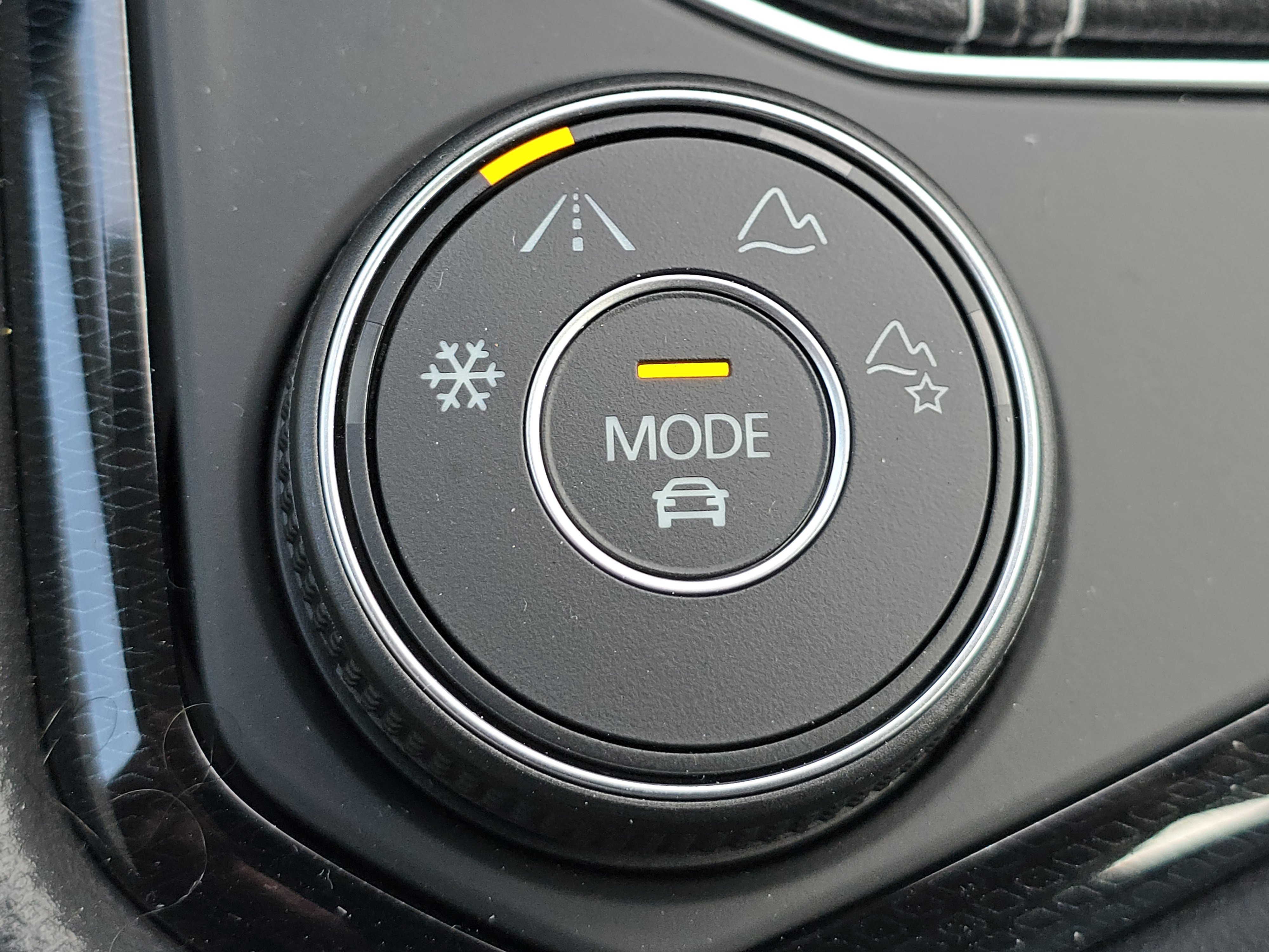 New 2025 Volkswagen Taos S image 24