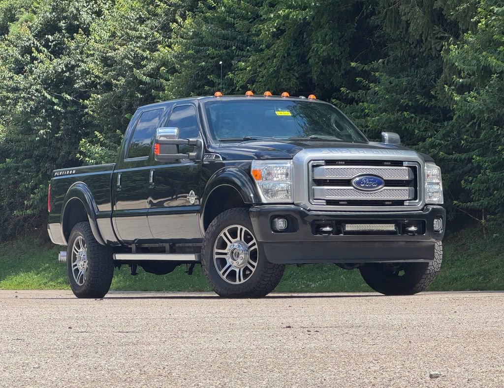Used 2016 Ford F350 Platinum w/ FX4 Off-Road Package AWD/4WD image 2