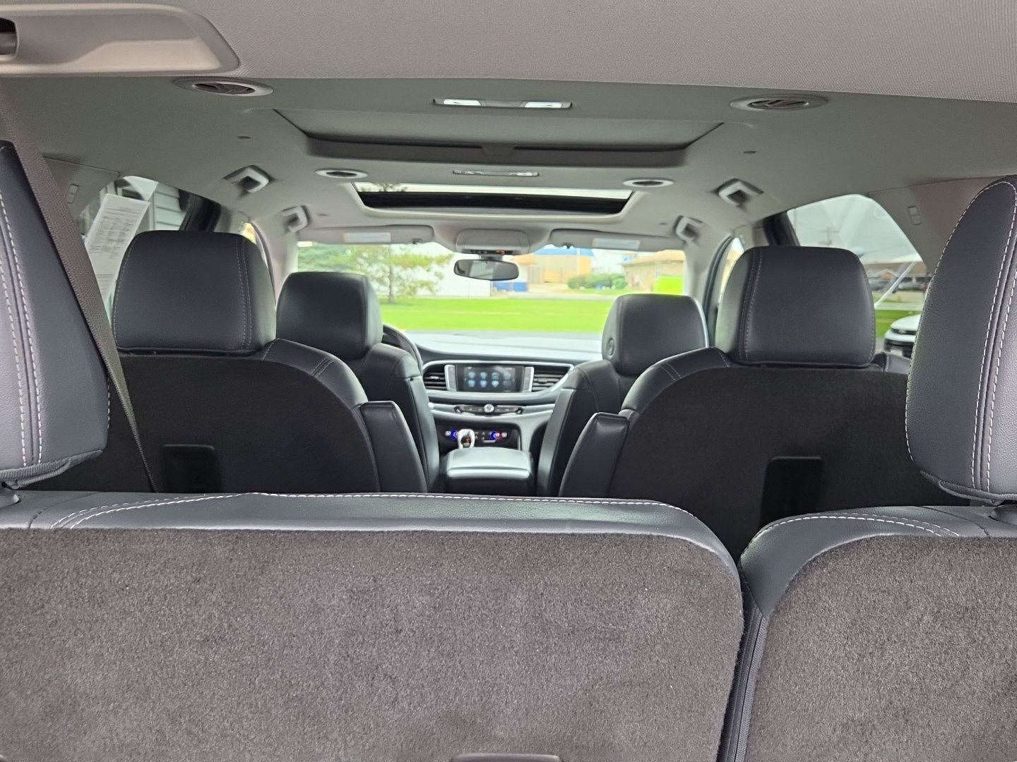 Used 2019 Buick Enclave Essence FWD image 23