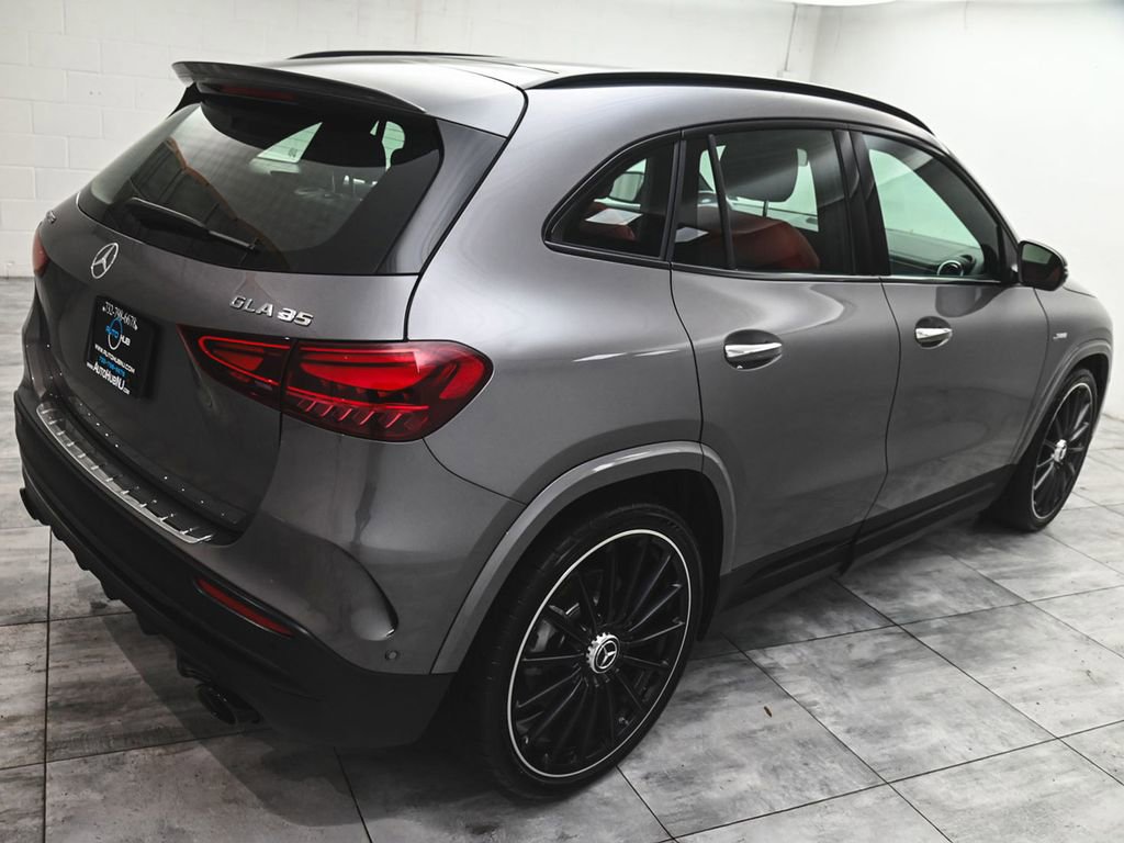 Used 2024 Mercedes-Benz GLA 35 AMG 4MATIC image 6