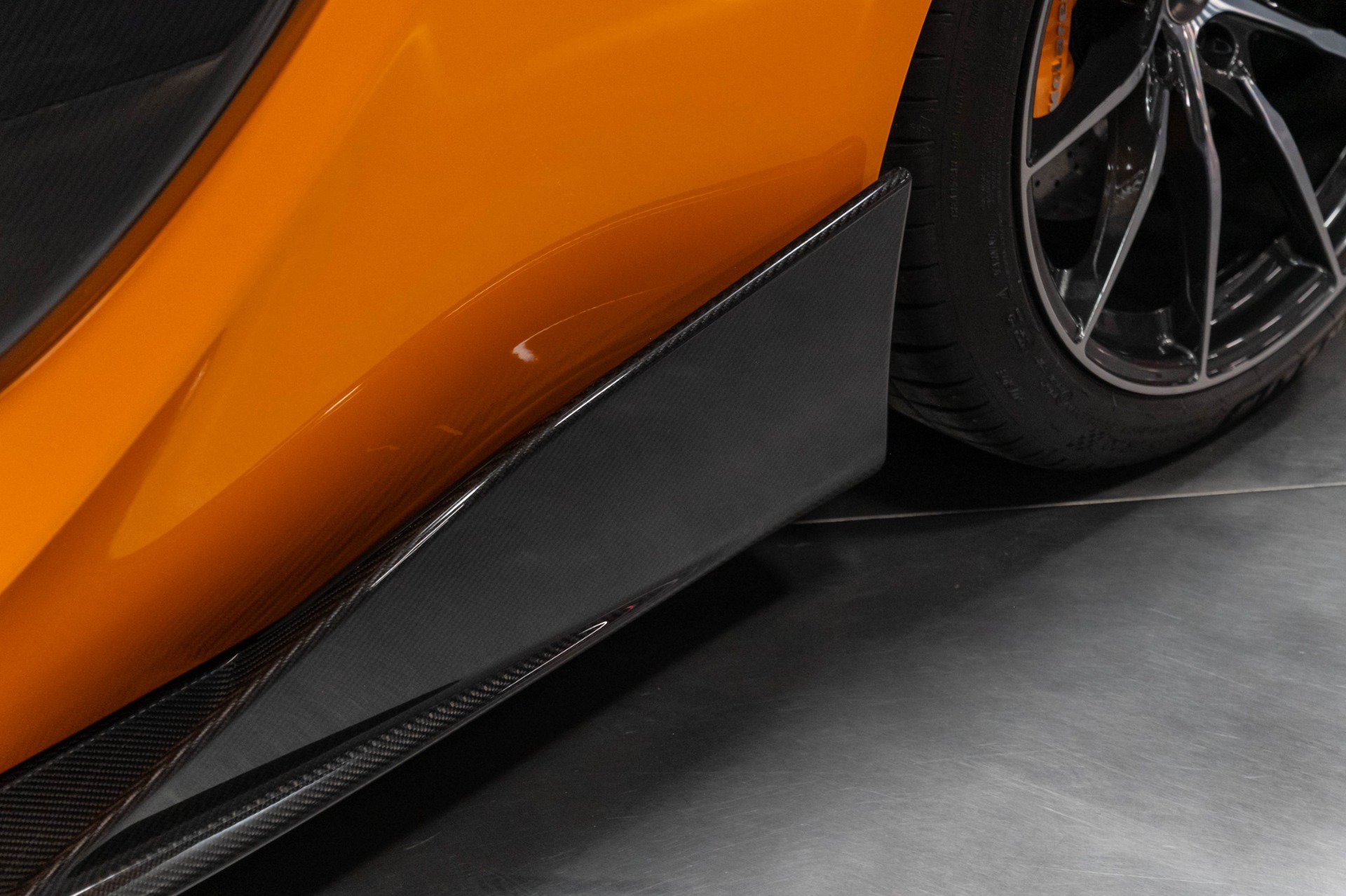 Used 2019 McLaren 600LT RWD image 34